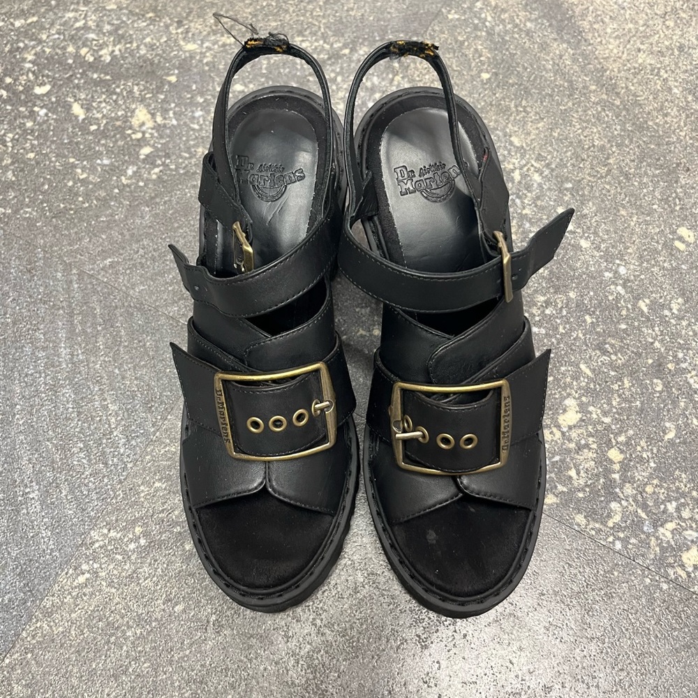 Dr Martens Granik heeled sandal